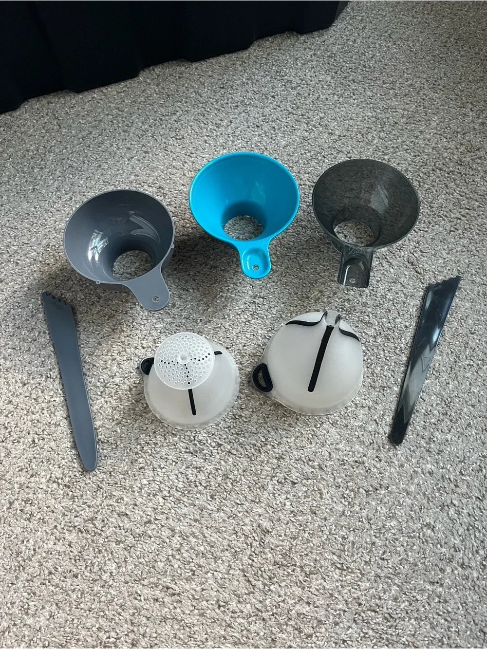 Kitchen Funnels/ debubbler tools- Set of 7